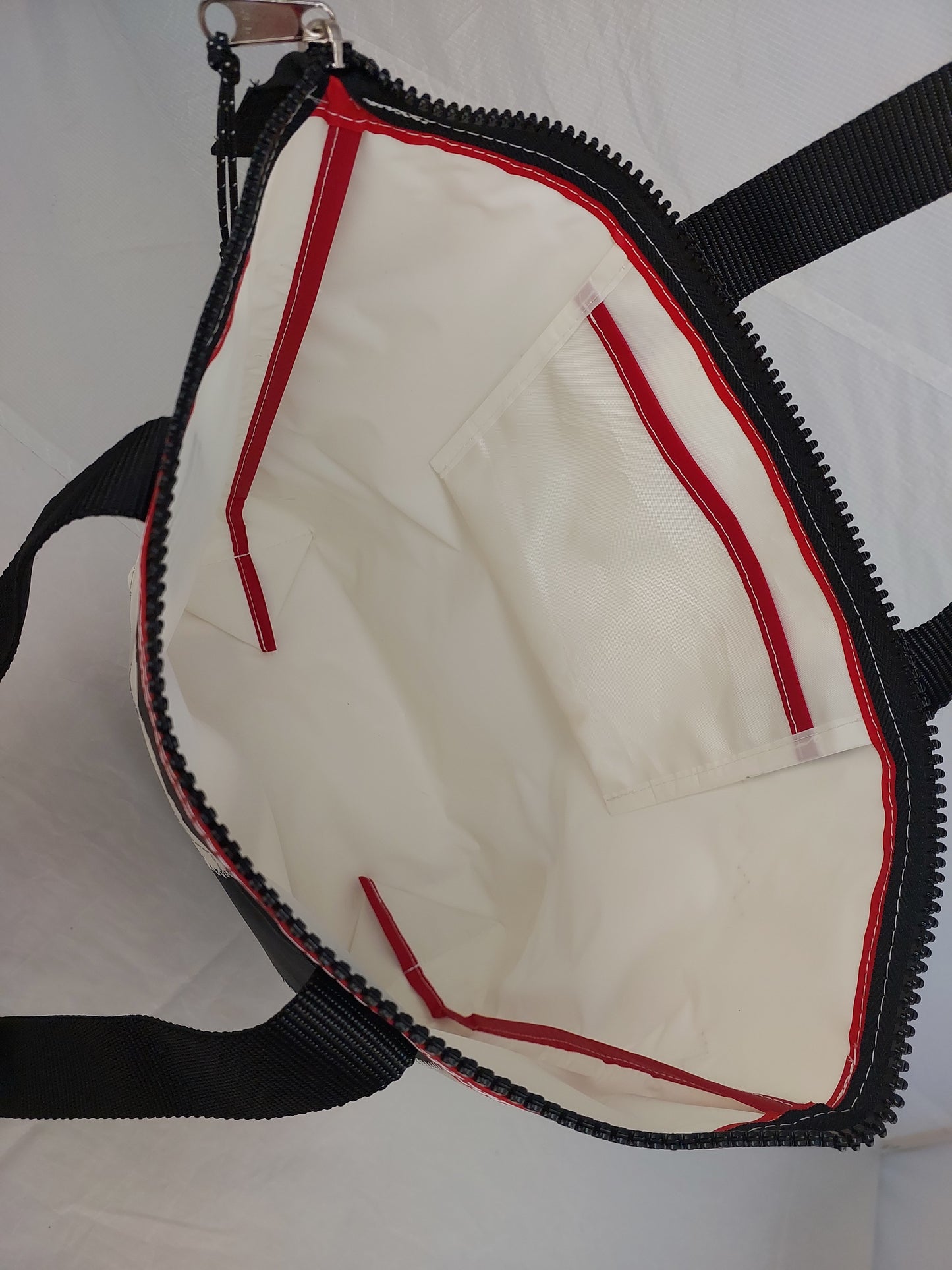 #2 Zip Tote 748