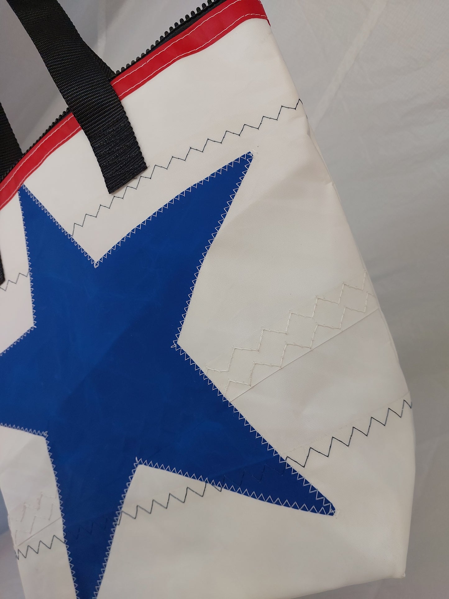Blue Star Zip Tote 775