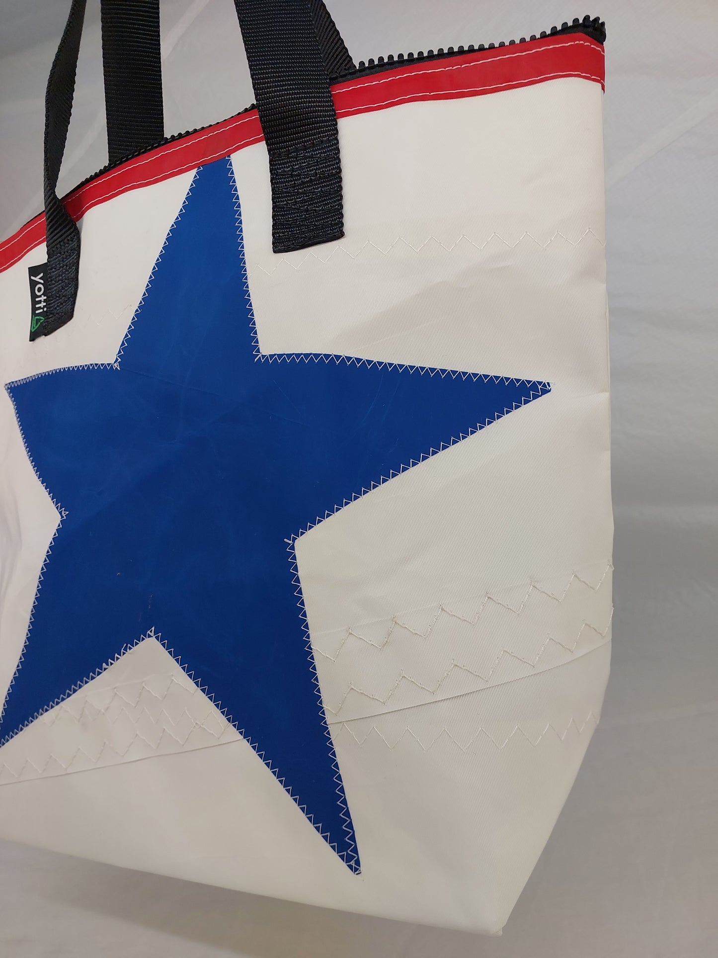 Blue Star Zip Tote 785