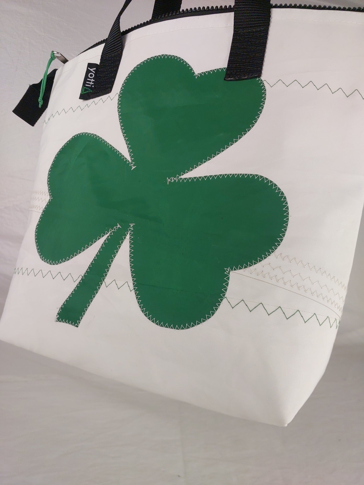 Shamrock Zip Tote 937