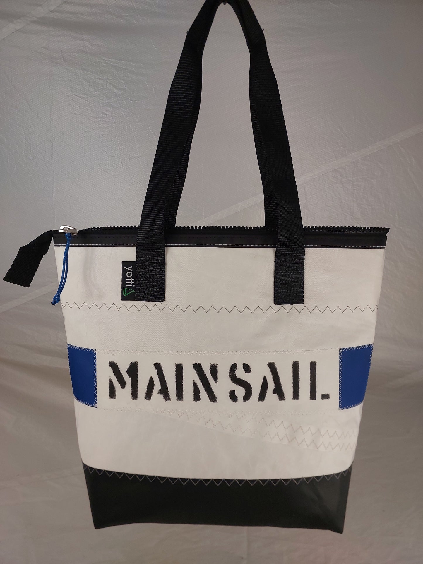 Mainsail Zip Tote 941