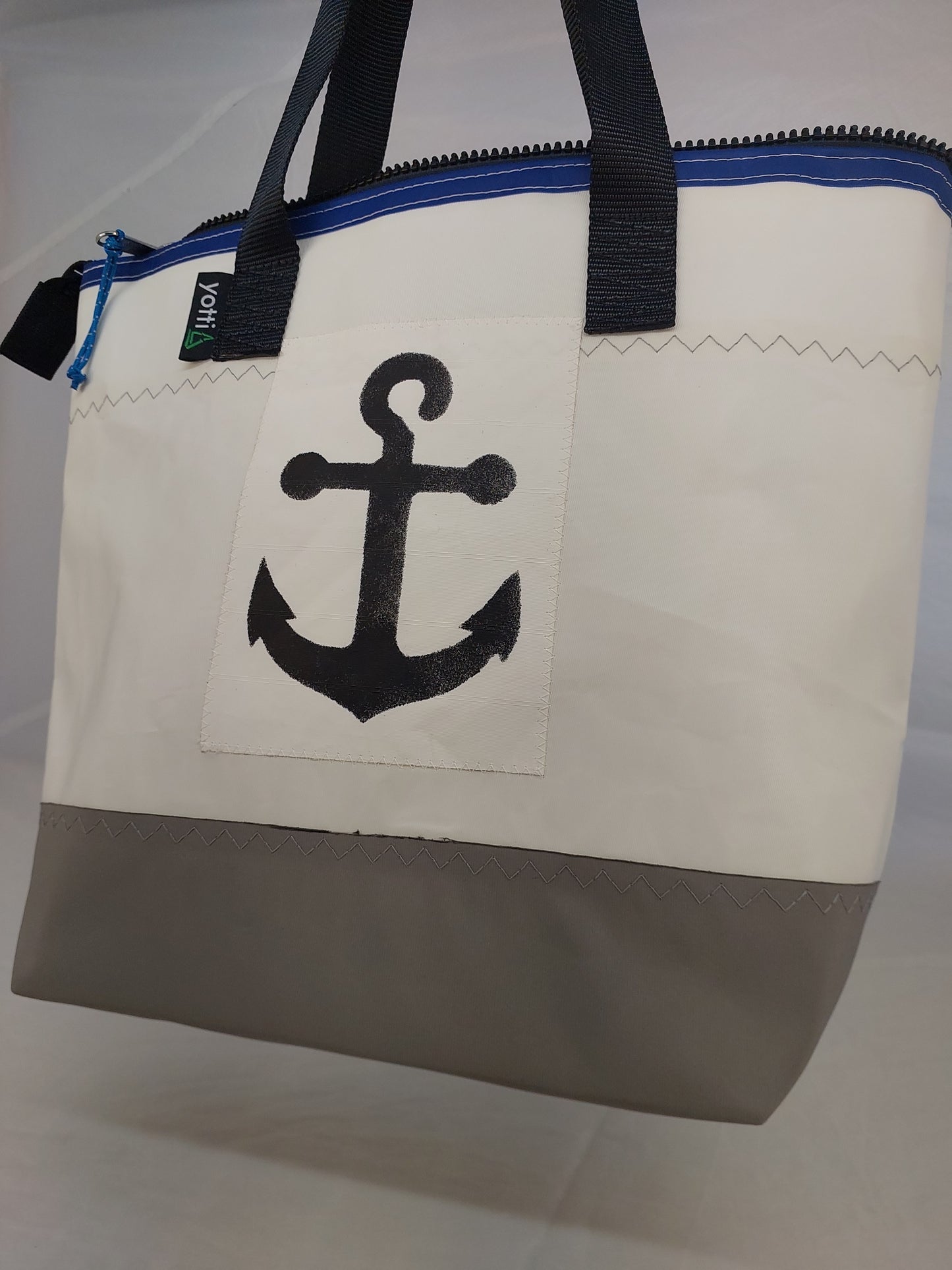 Anchor Zip Tote 805