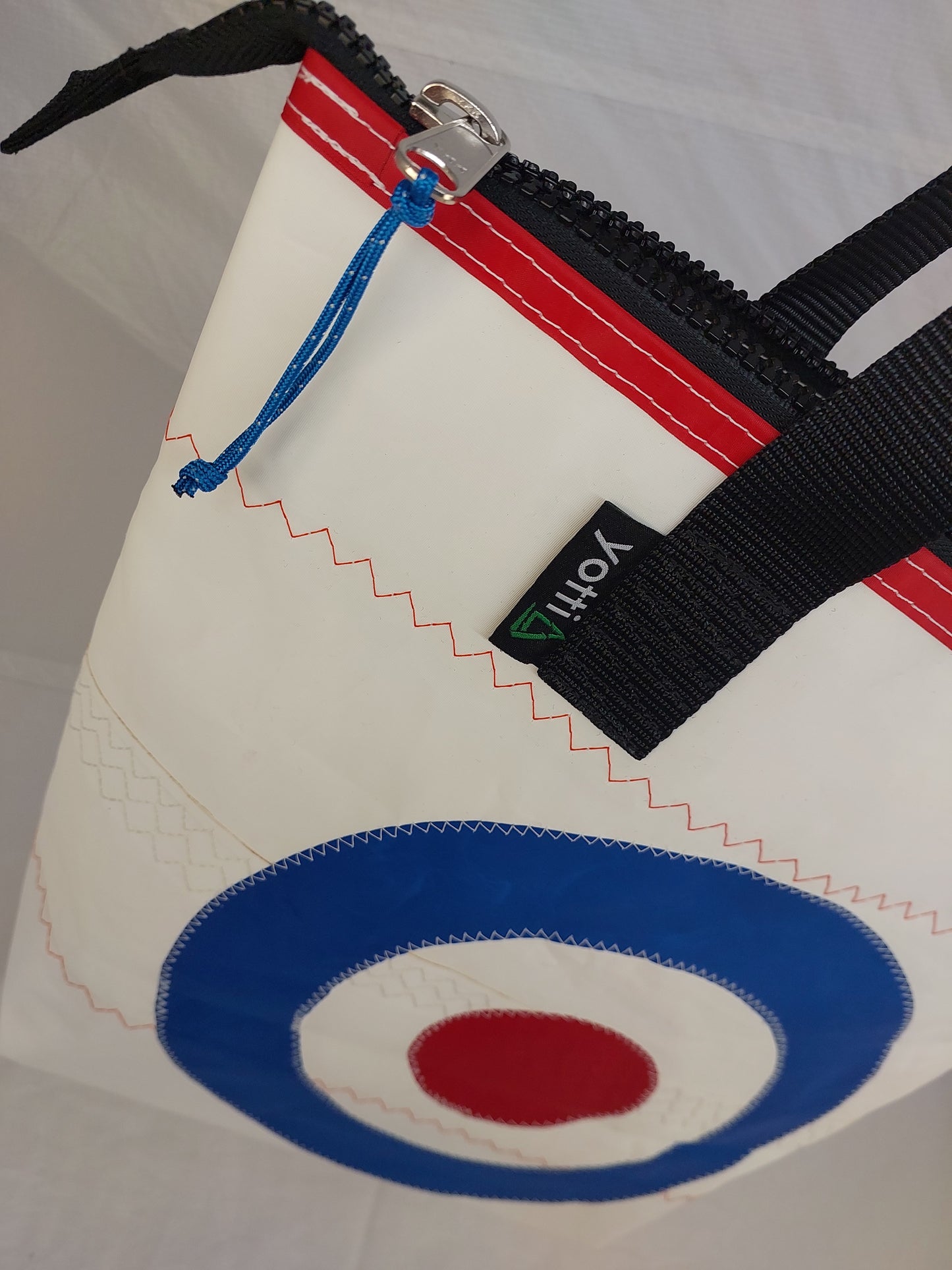 Roundel Zip Tote 813