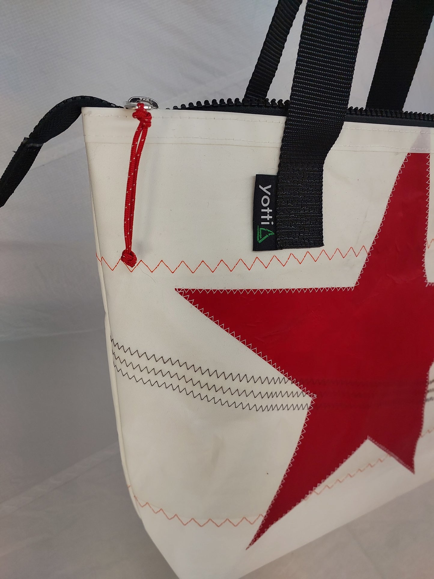 Star Zip Tote 819