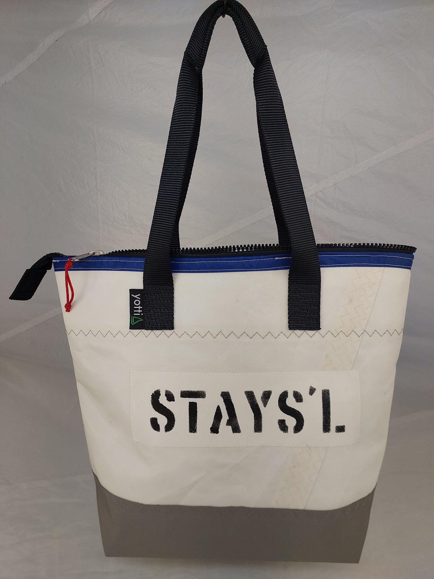 Stays'l Zip Tote 832