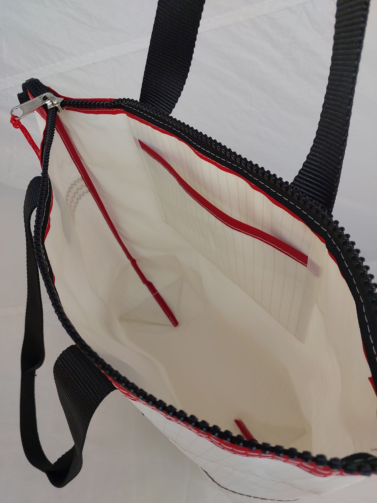 Genoa Zip Tote 844
