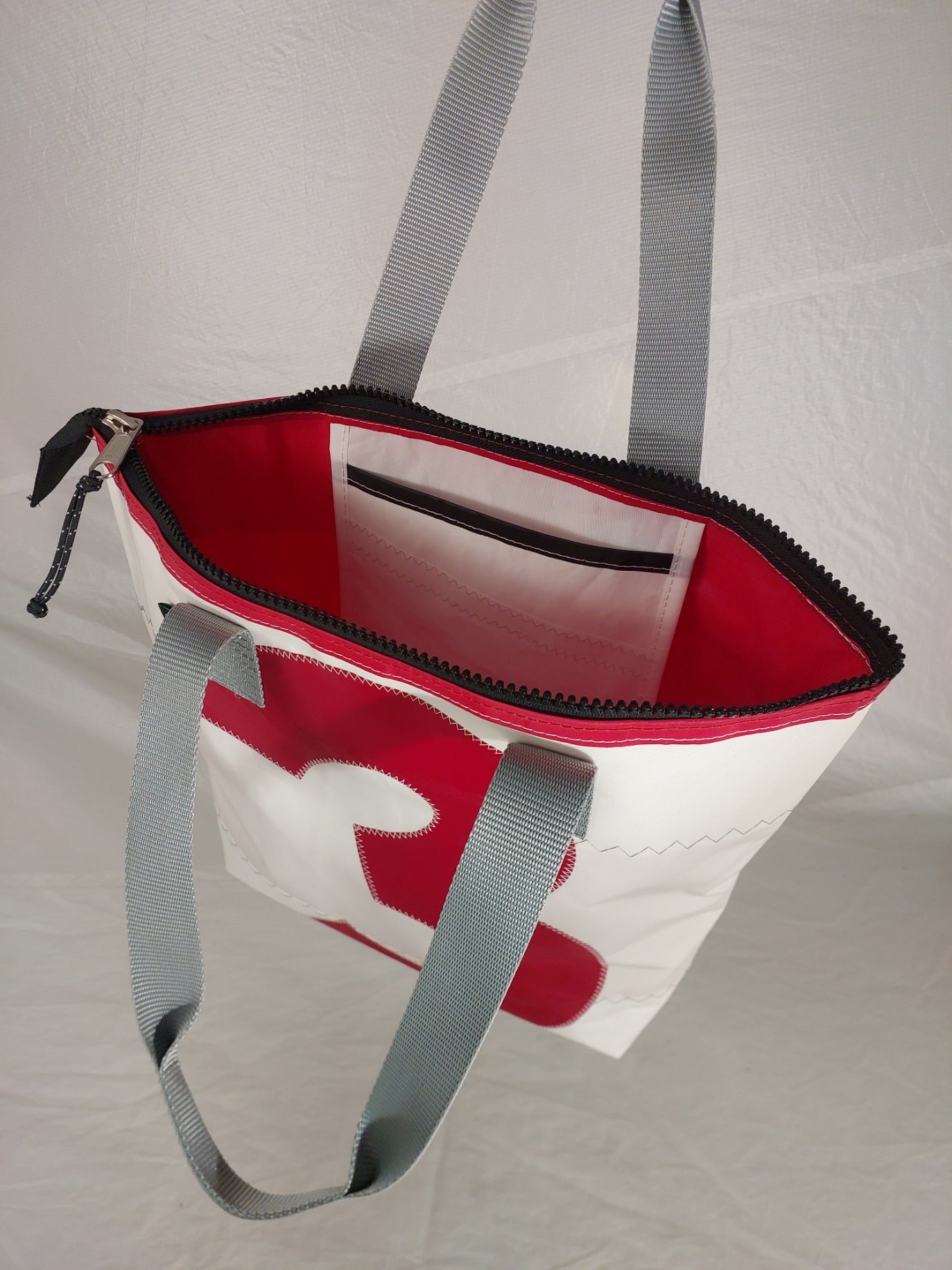 #3 Zip Tote 895