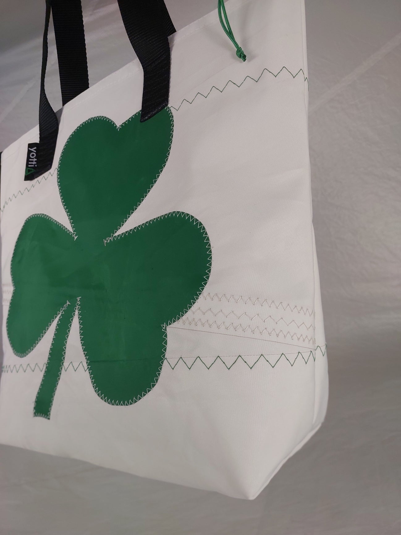 Shamrock Zip Tote 937