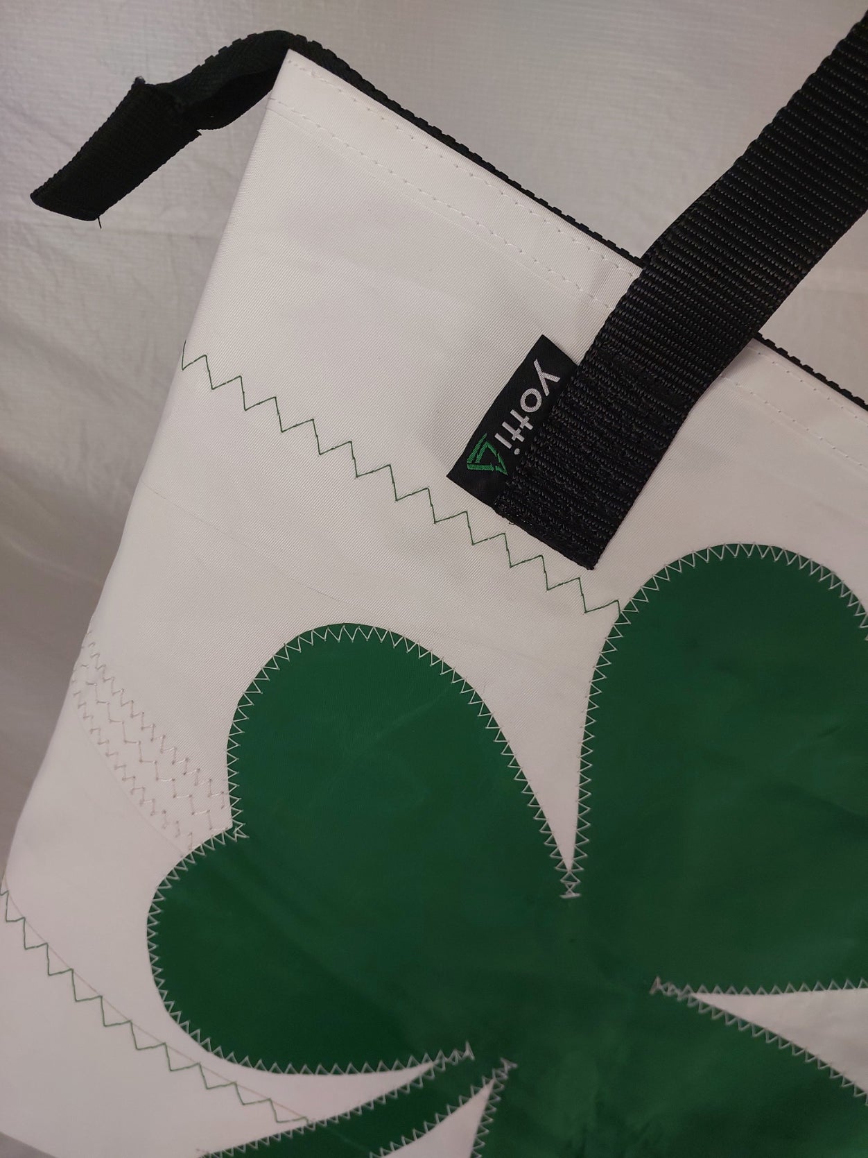 Shamrock Zip Tote 937