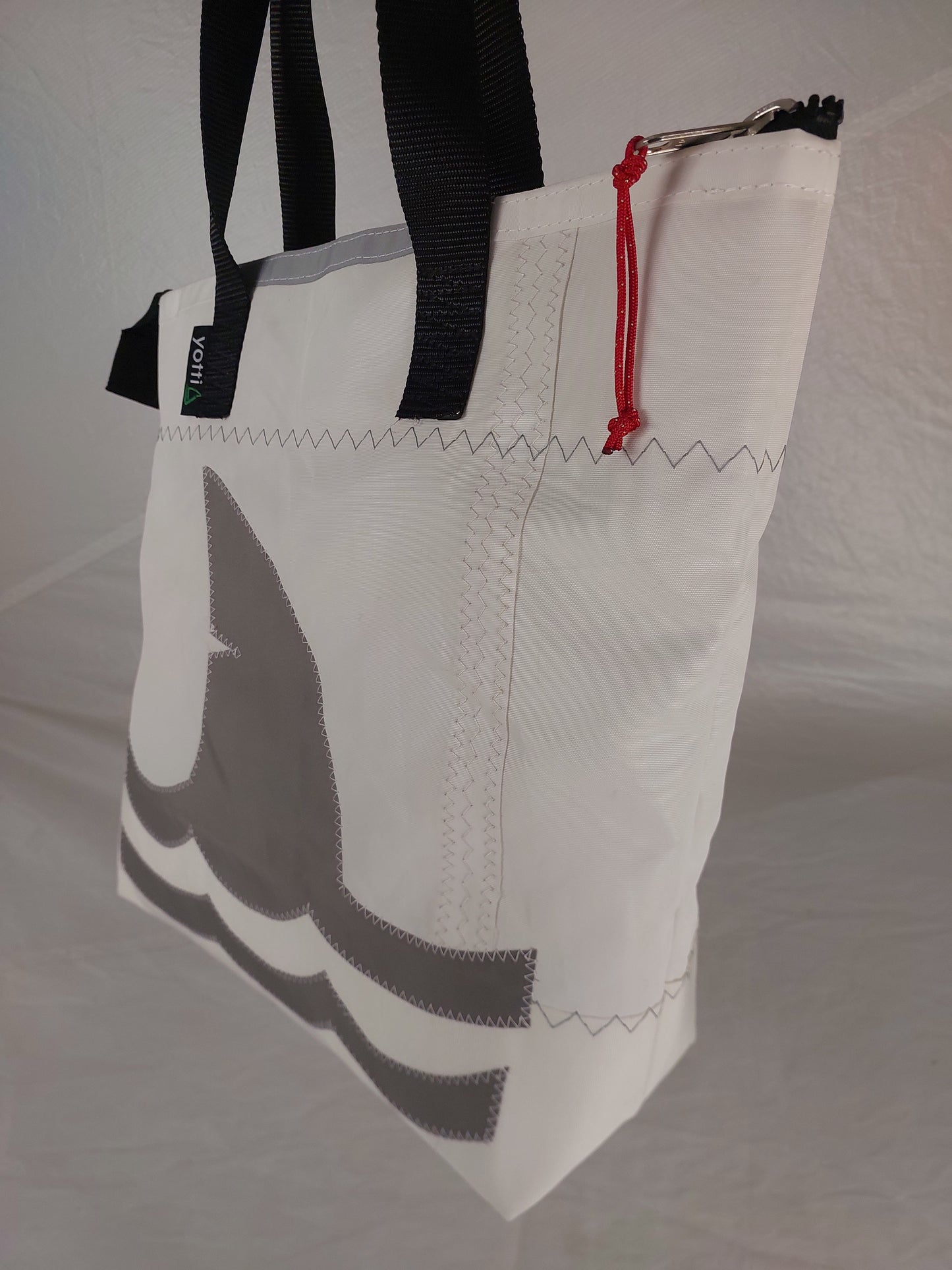 Shark Zip Tote 939