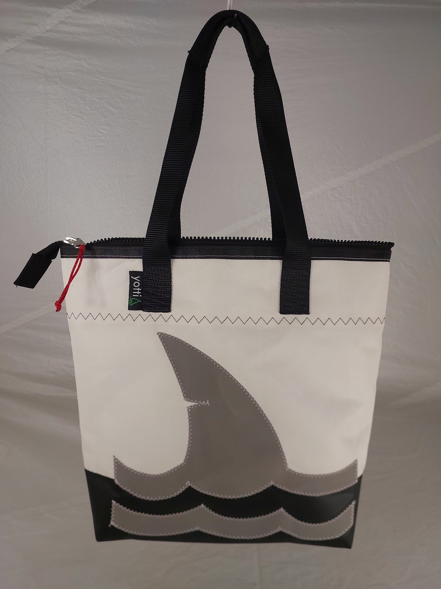 Shark Zip Tote 940