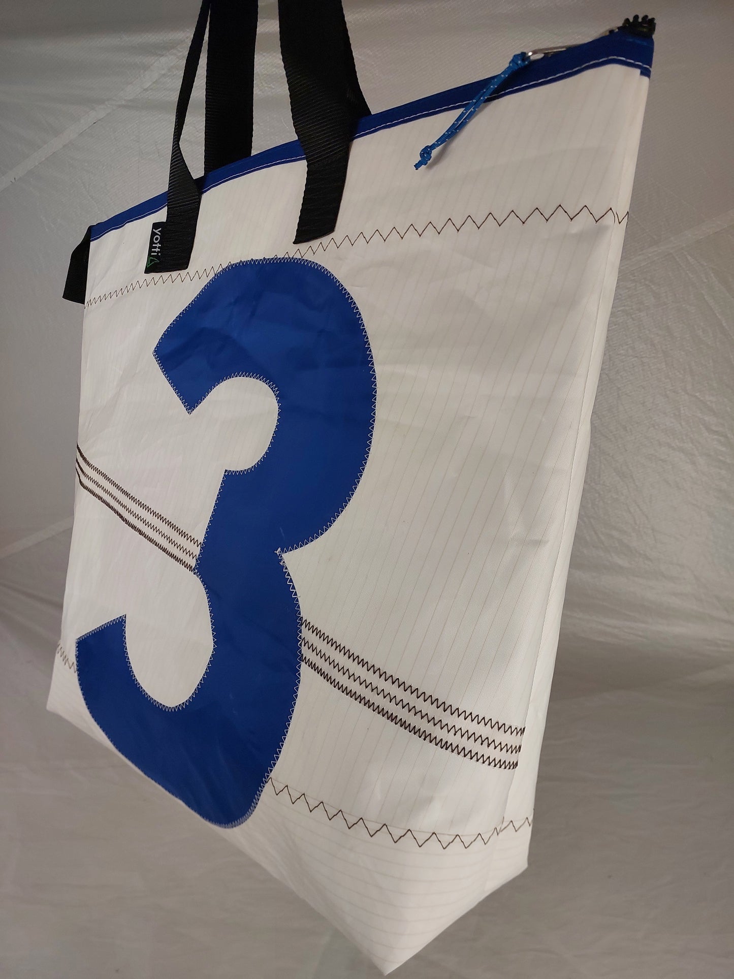 Blue 3 Cargo 929